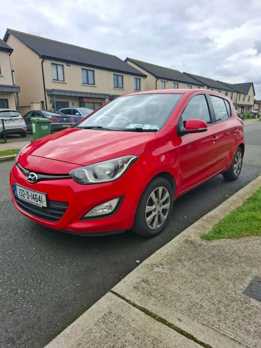 Hyundai i20 1.2 Petrol 5 doors - Image 3