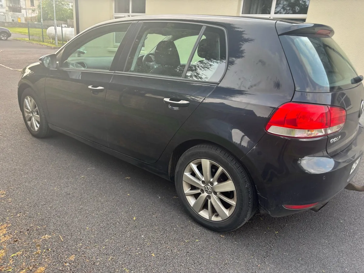 Volkswagen Golf 2012 2.0 TDI - Image 3