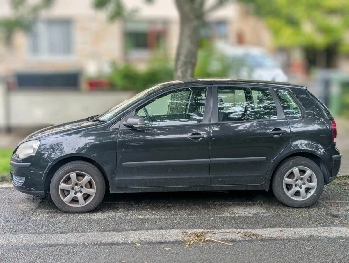 Volkswagen Polo 2006 - Image 2