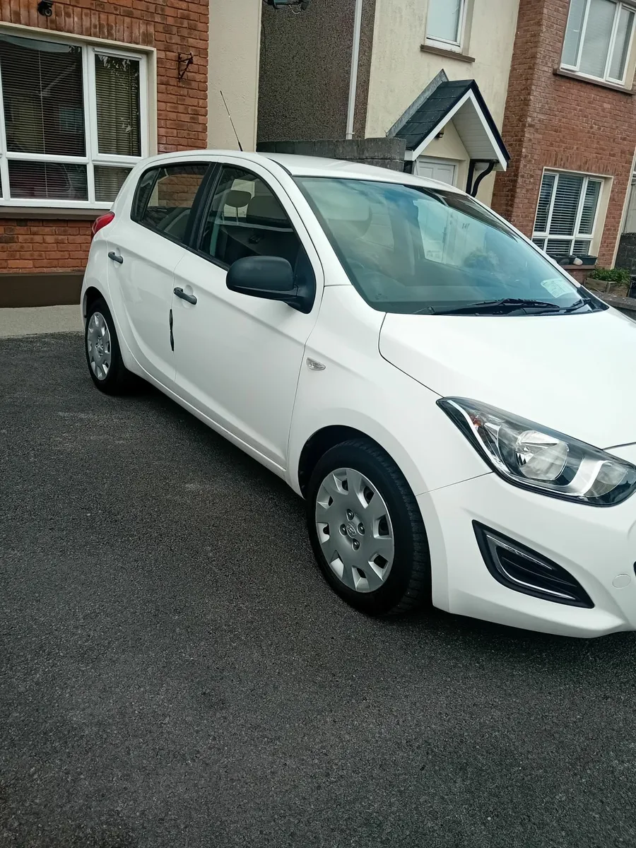 Hyundai i20 2015 - Image 4