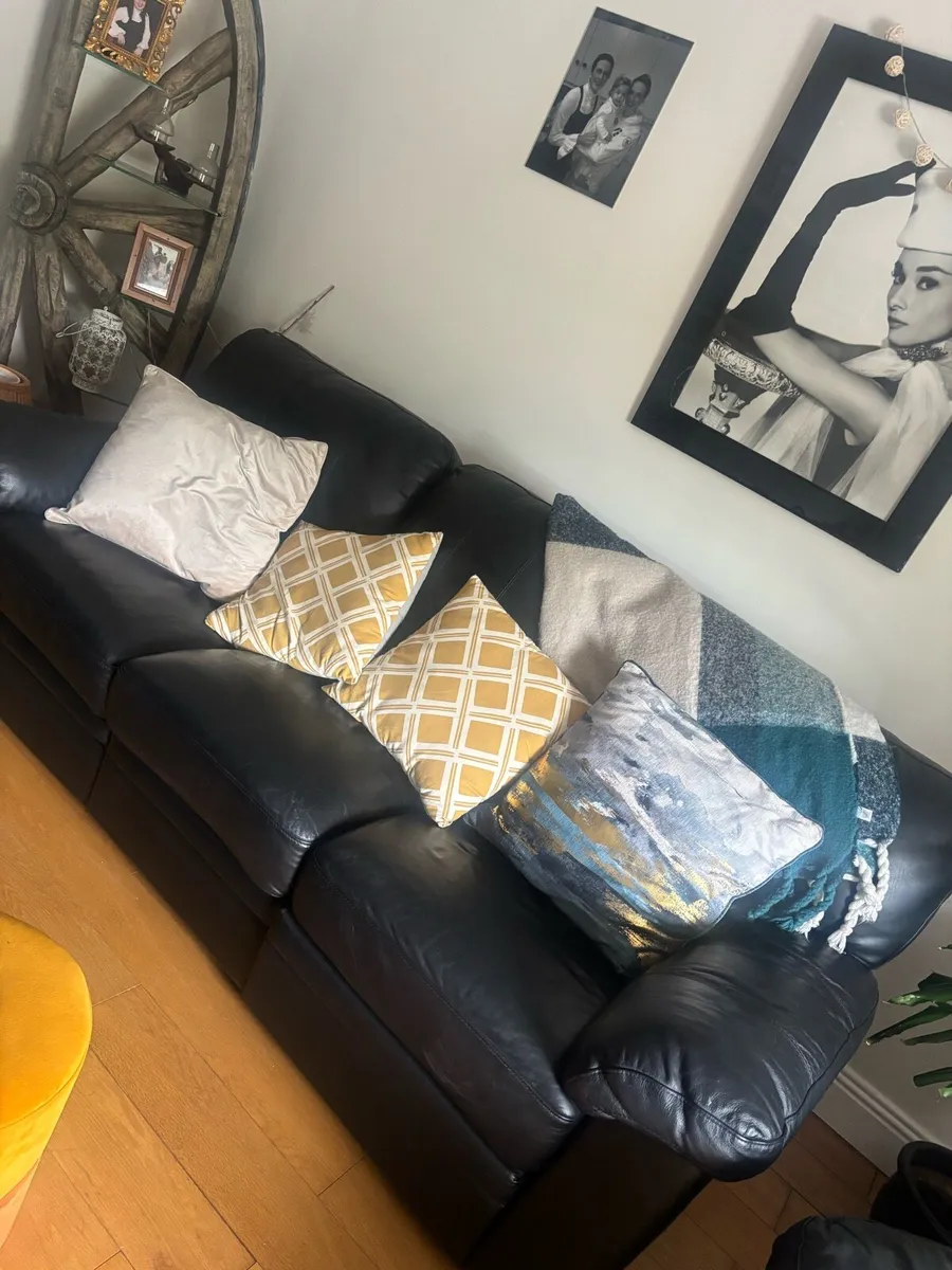 Recliner black couch and single - Image 1