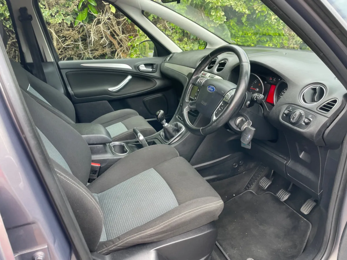 Ford S-Max 2015 - Image 4