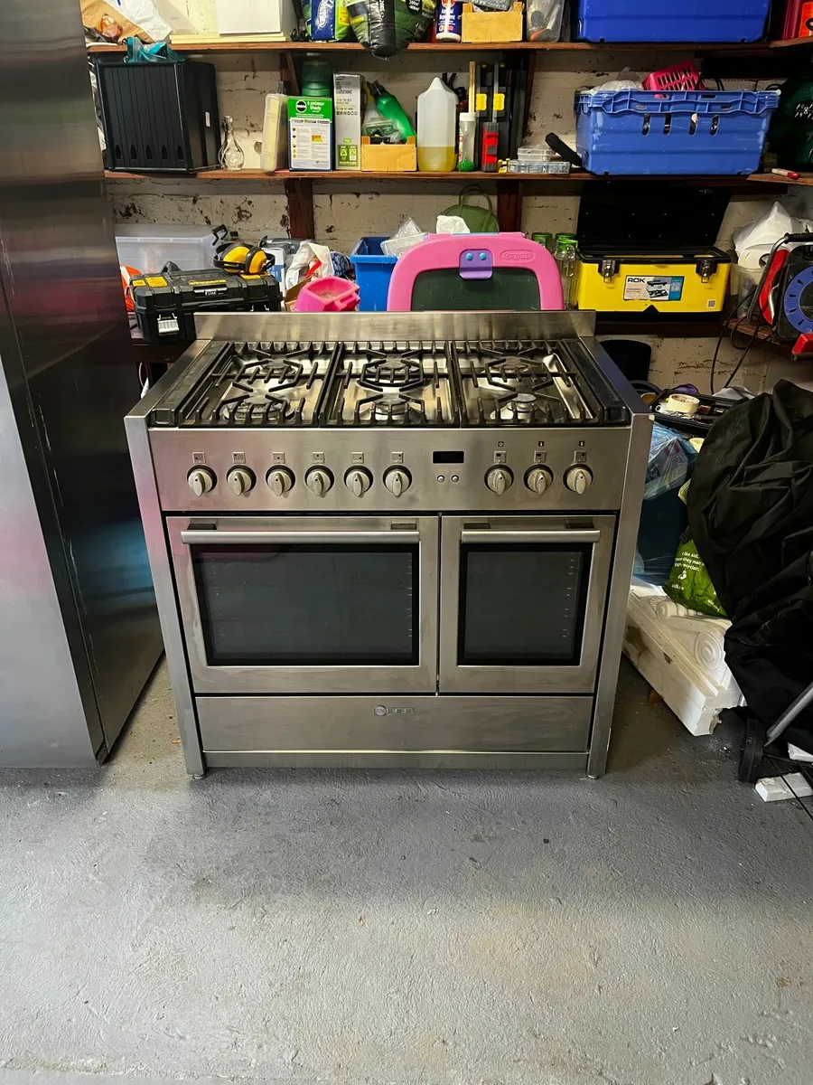 Neff American Style Fridge and Range Cooker - Image 3