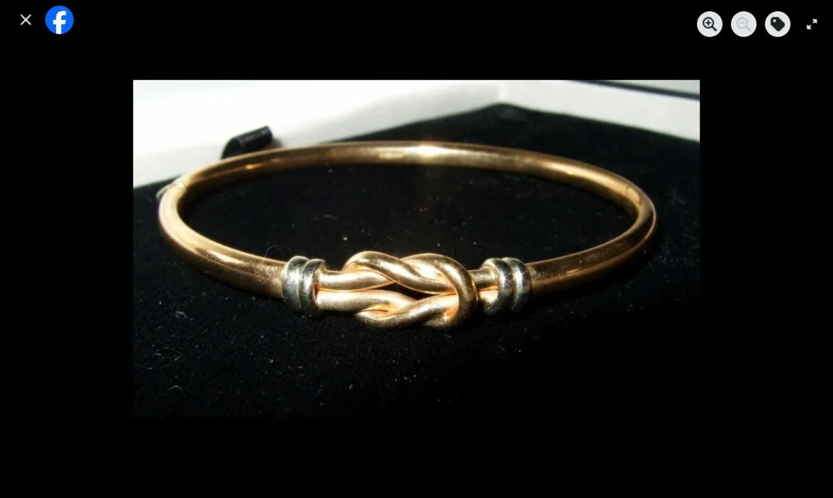 Vintage Hallmarked 9ct Gold Knot Bangle - Image 2