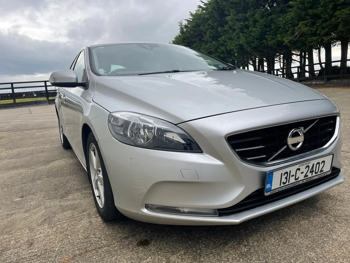 Volvo V40 1.6D 2013 - Image 4