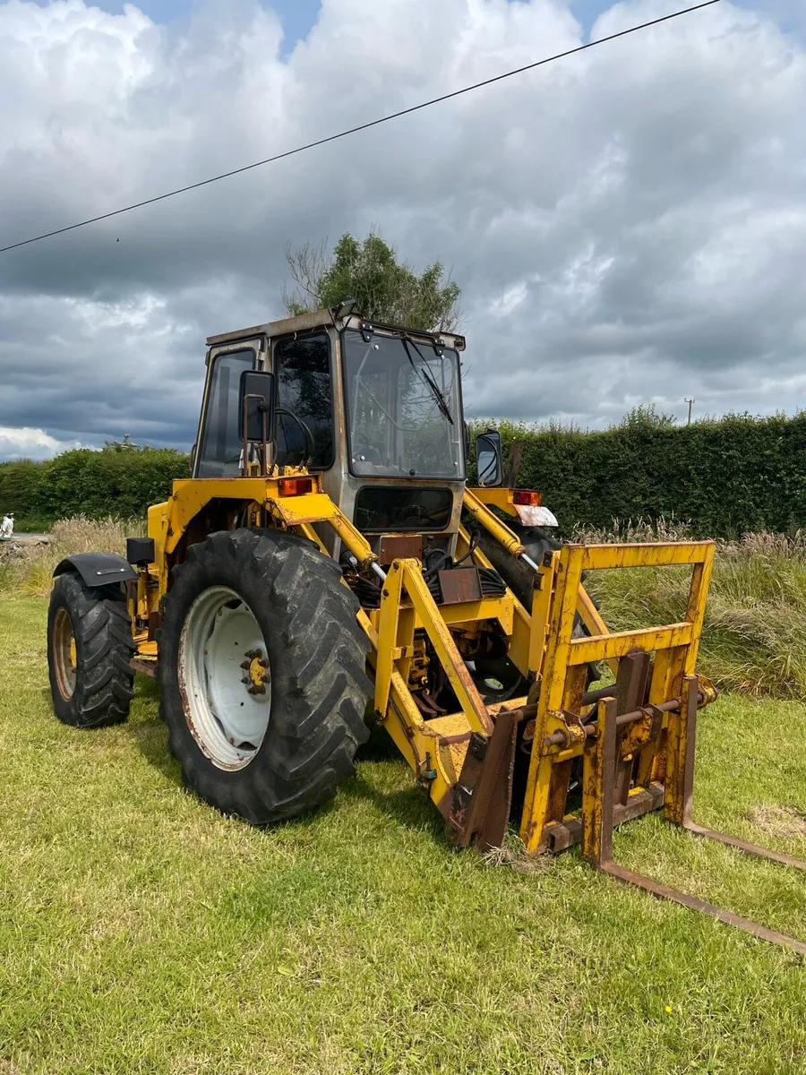 Massey moffet 390 - Image 2