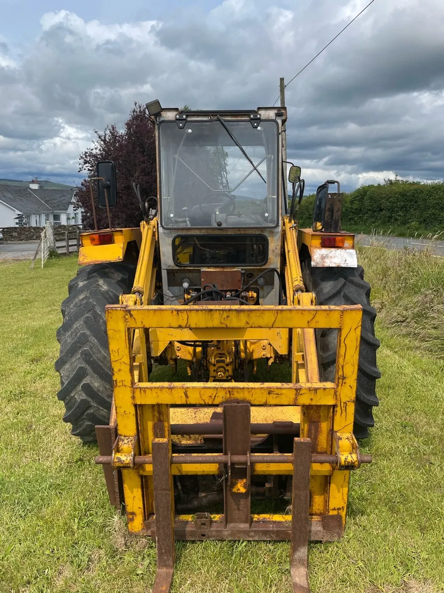 Massey moffet 390 - Image 3