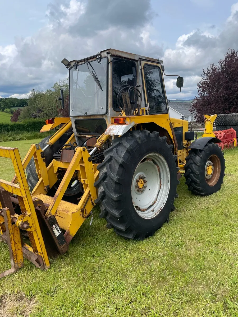 Massey moffet 390 - Image 4