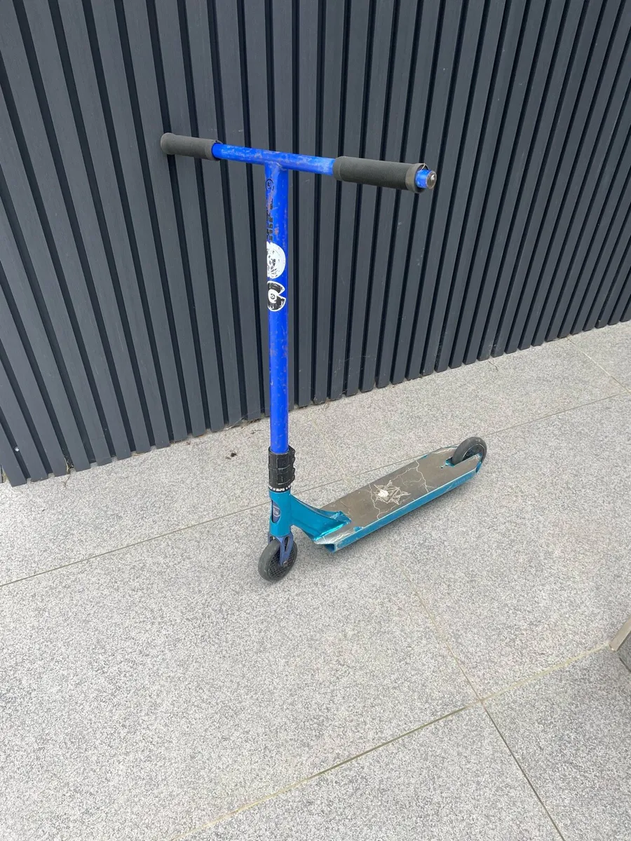 Custom professional stunt scooter - Image 2