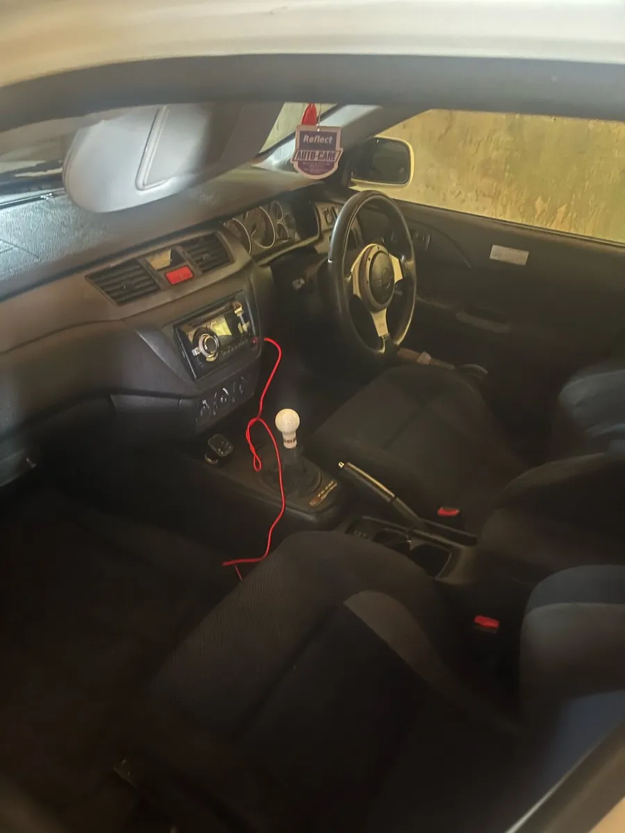 Evo 7 - Image 2
