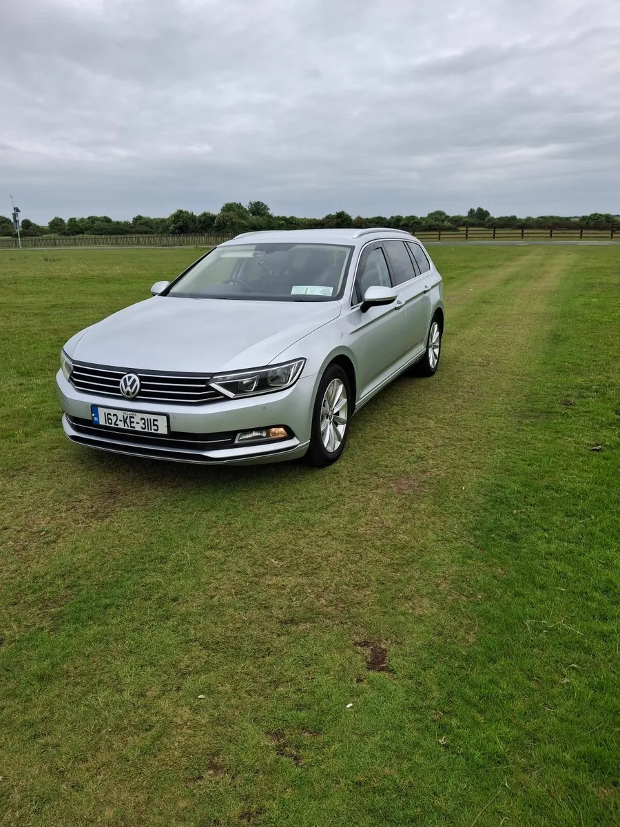 Volkswagen Passat 2016 - Image 4