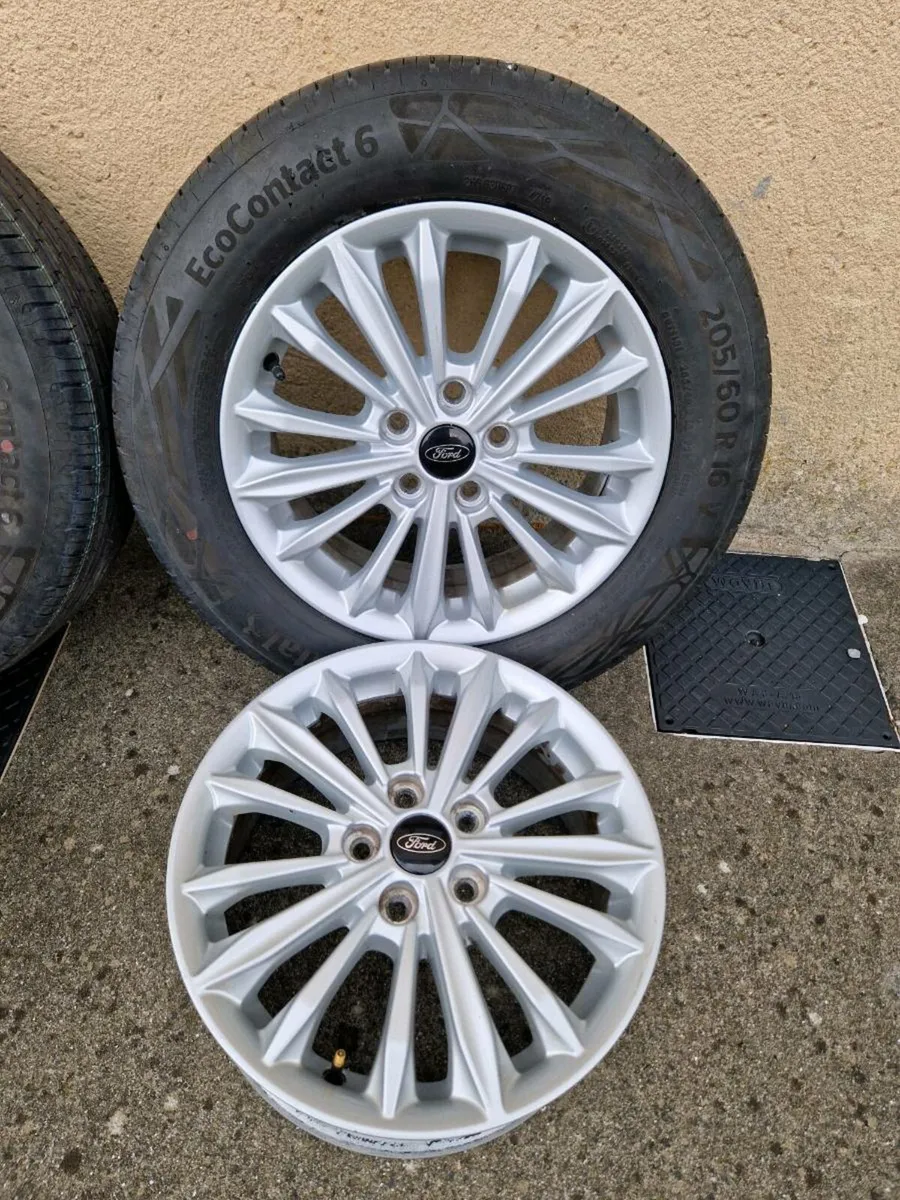 Ford Alloy Wheels - Image 3