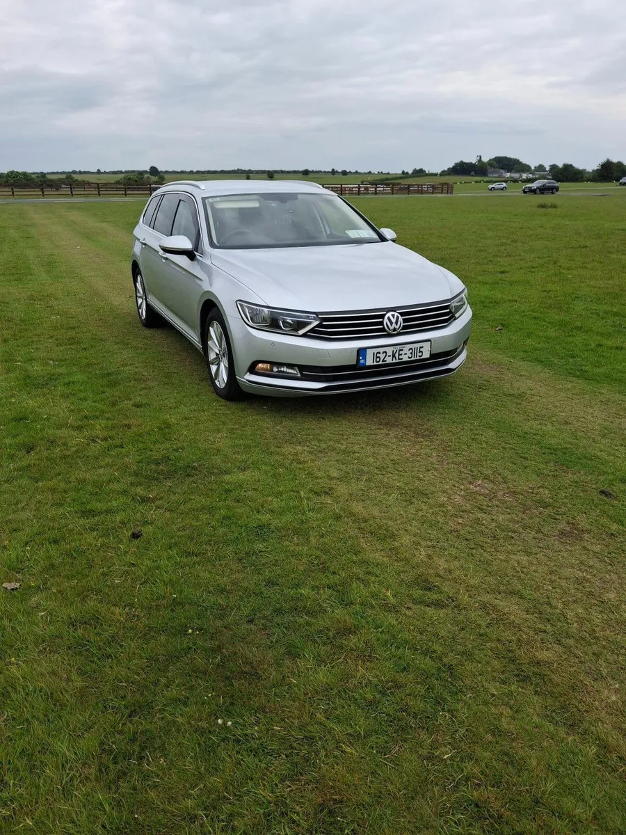 Volkswagen Passat 2016 - Image 1