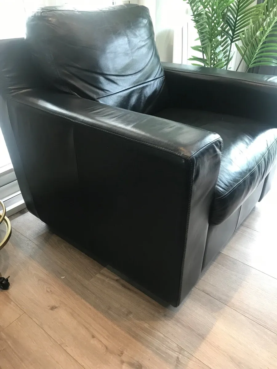 Milano leather armchair - Image 1
