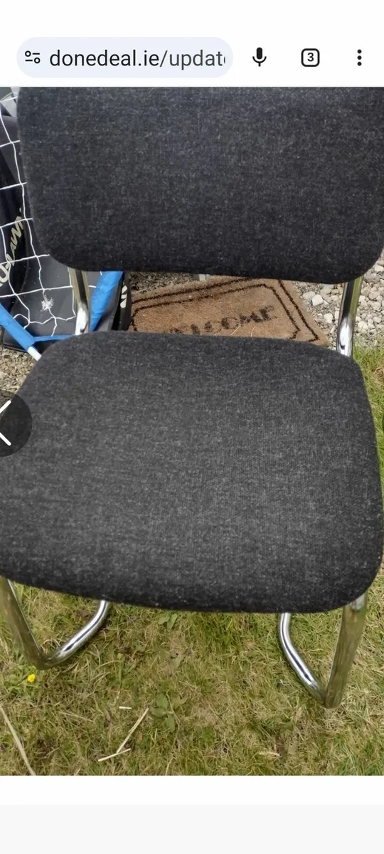 Large comfortable office or bedroom chair - Image 4