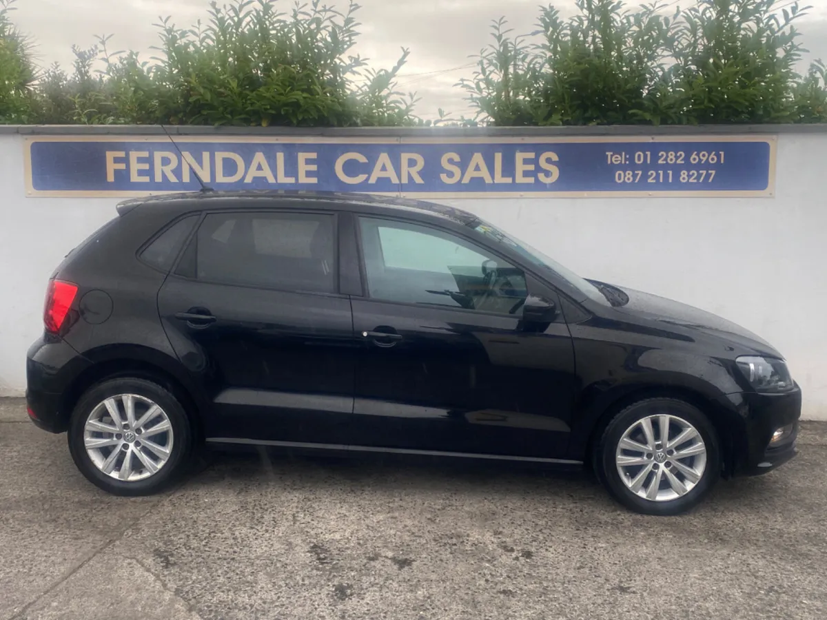 Vw Polo 1.2 C/Line Low kms - Image 3
