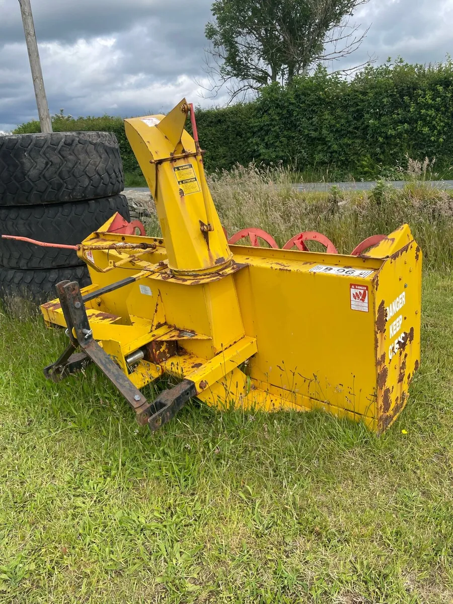 Snow blower - Image 2