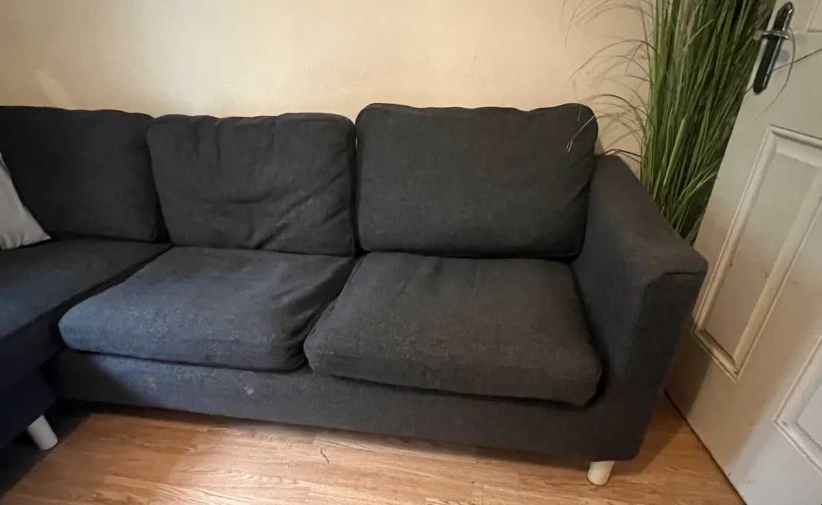 Small grey corner sofa €250 FOR ONLY 24 HOURS - Image 2