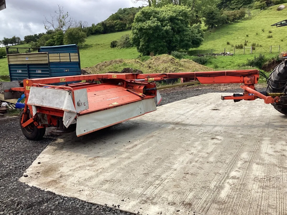 Kuhn 302 G  mower conditioner - Image 4