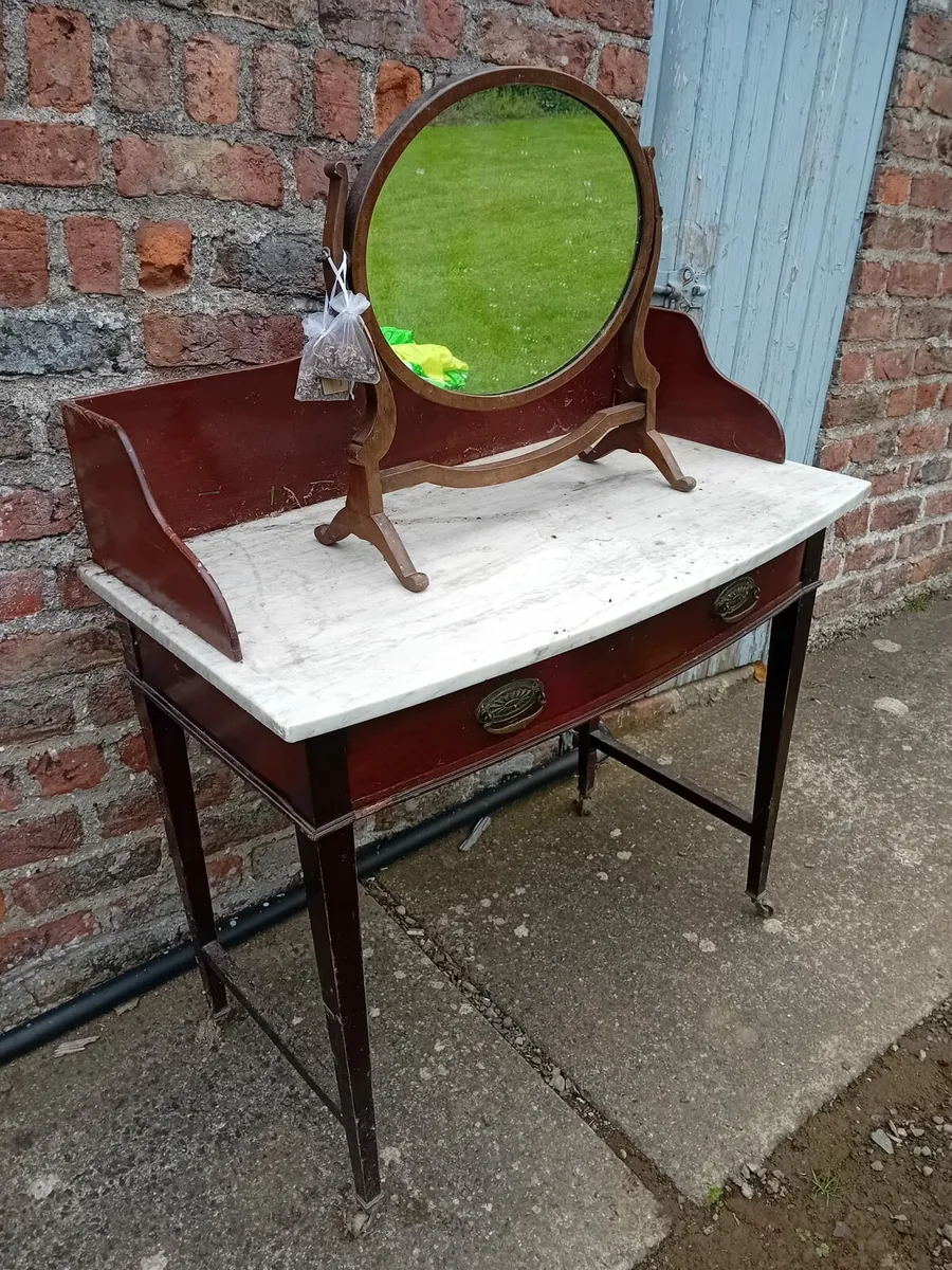 Vintage antique vanity/dresser table - Image 1