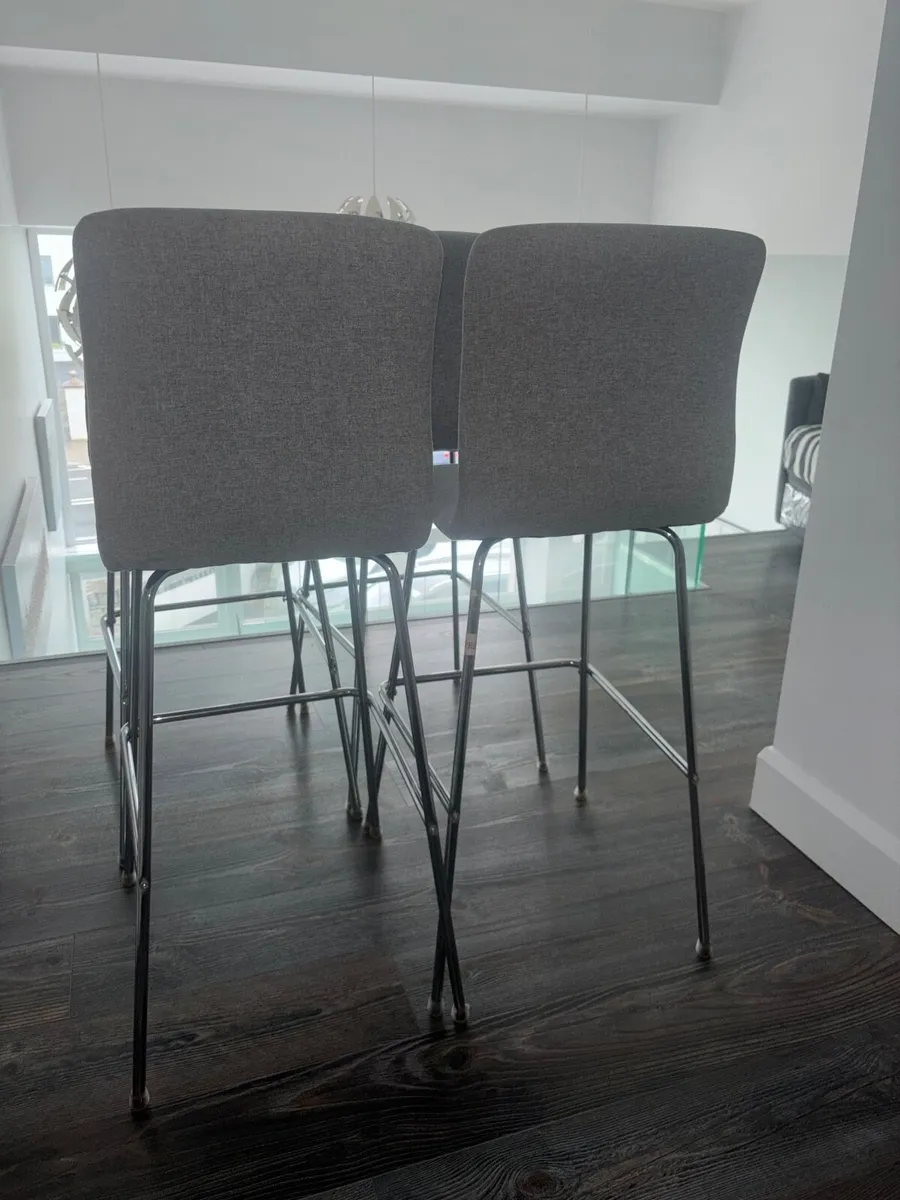 Chairs - Image 2