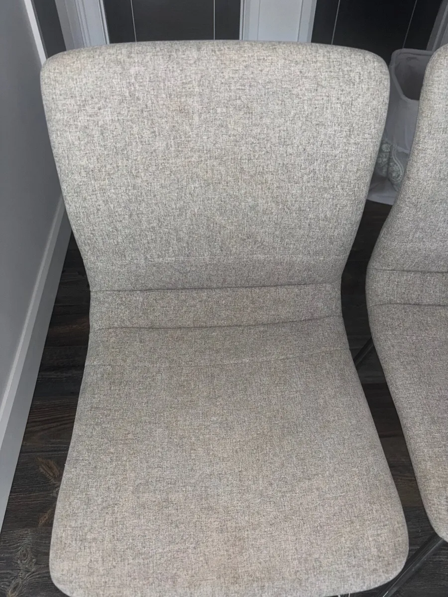 Chairs - Image 3