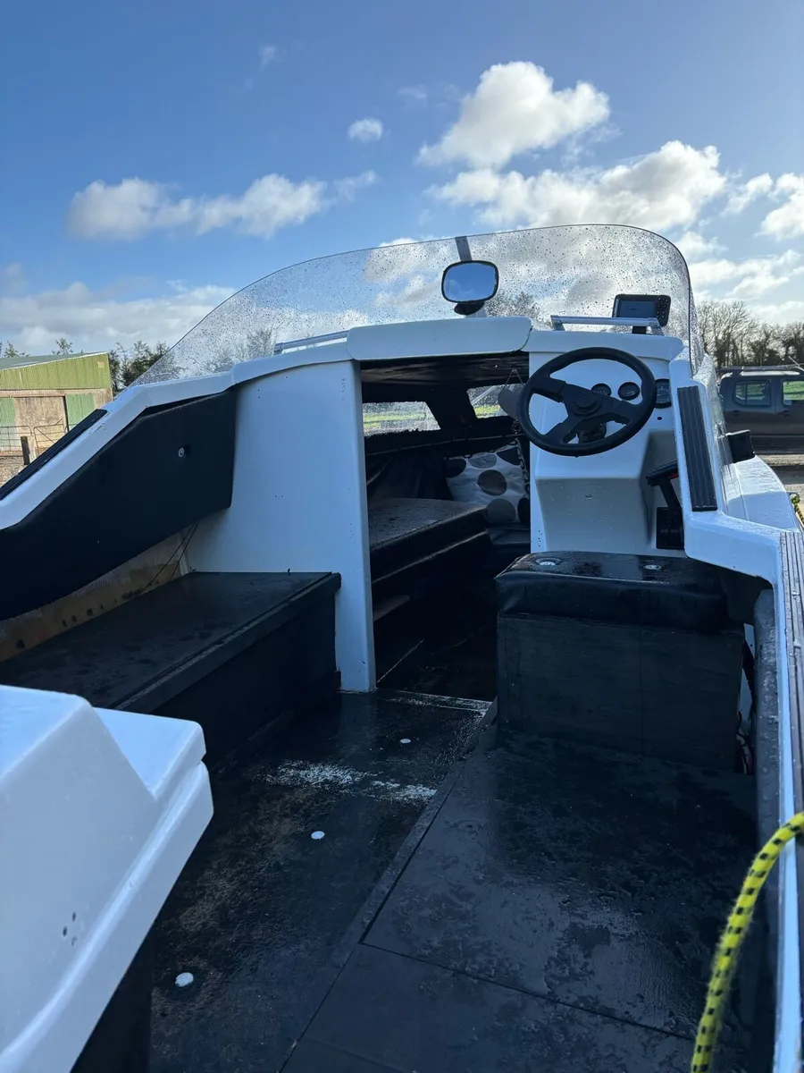 Boat - Image 3