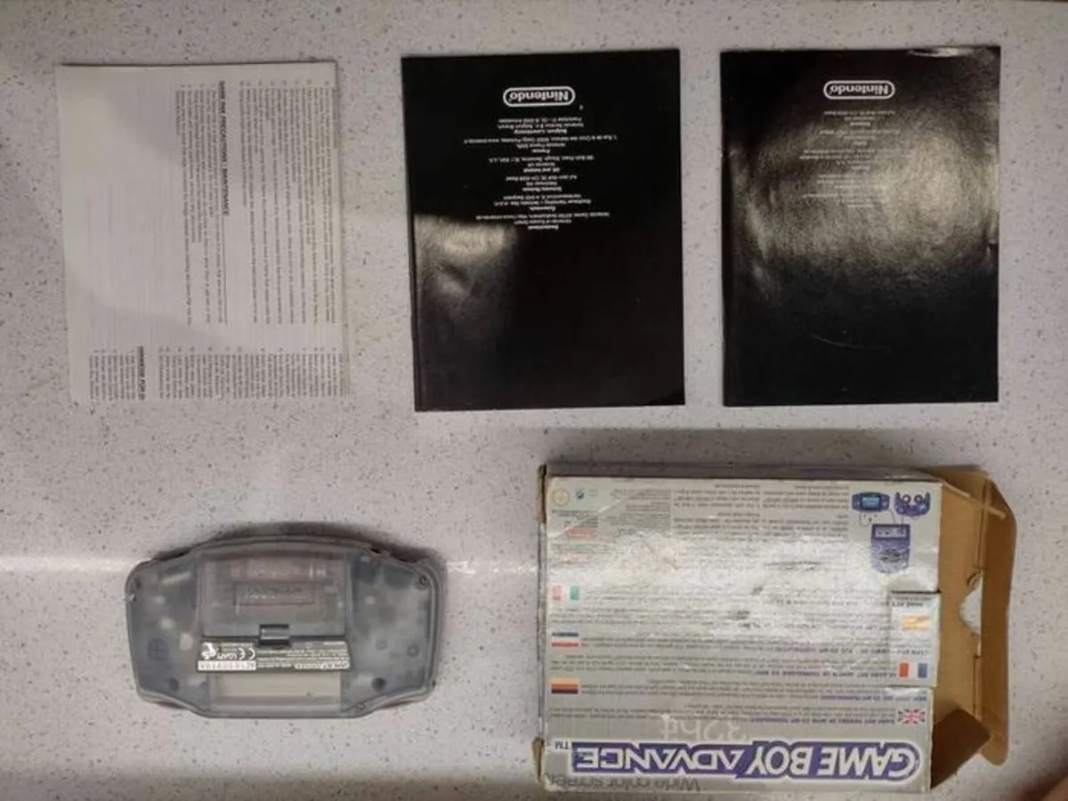 Gameboy Advance: Boxed with Inserts - Image 3