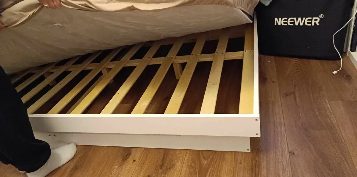 Small double bed - Image 1