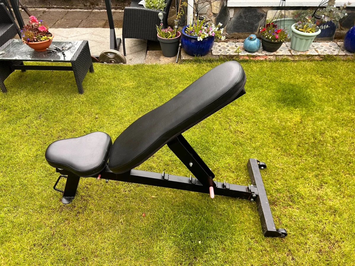Adjustable bench - commercial grade - Image 1