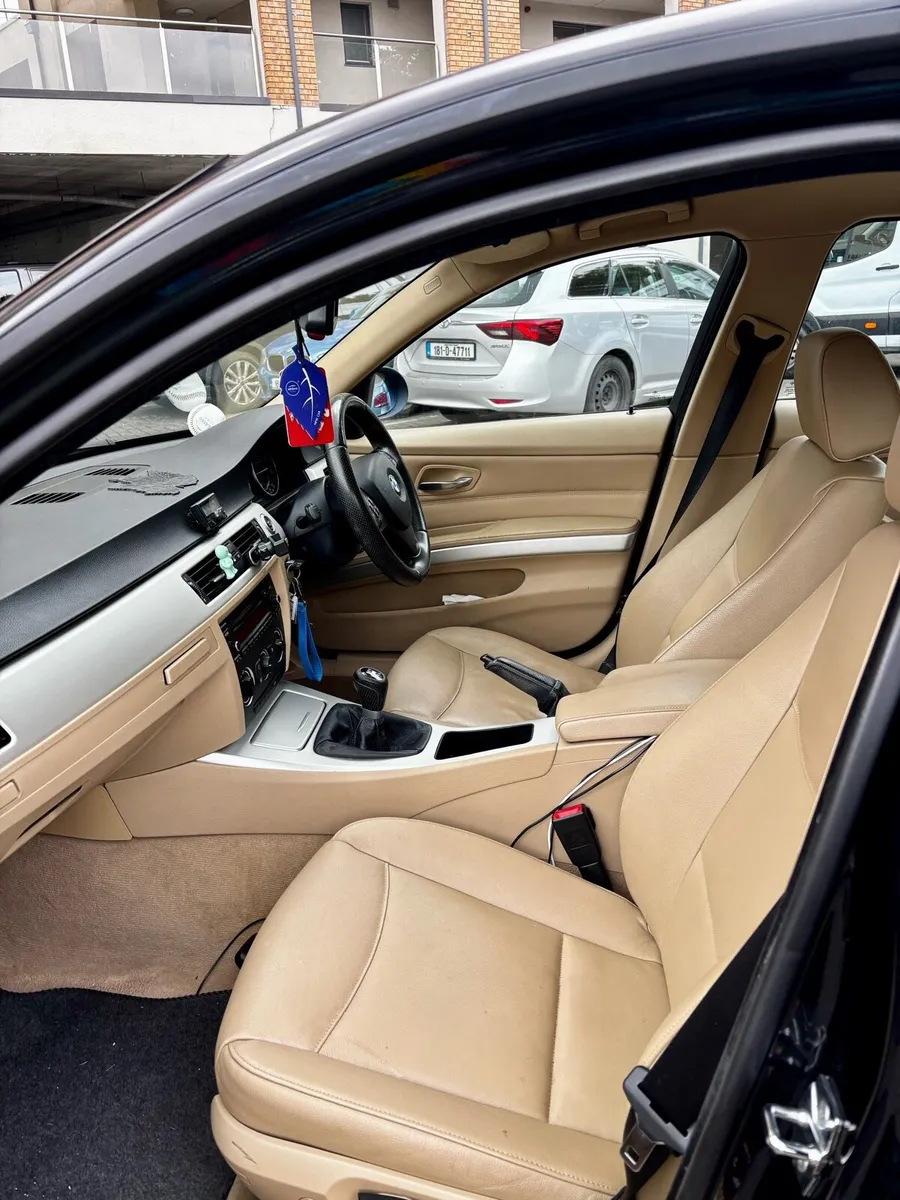Bmw 3-series - Image 4
