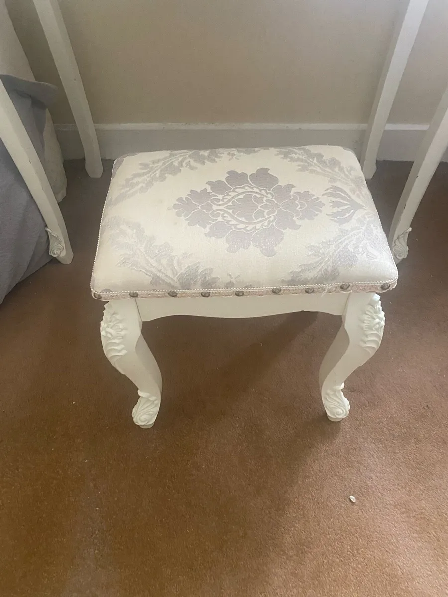 Dresser Table - Image 2