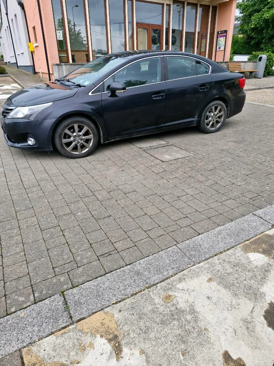 Toyota Avensis 2.0 D4D Aura - Image 2
