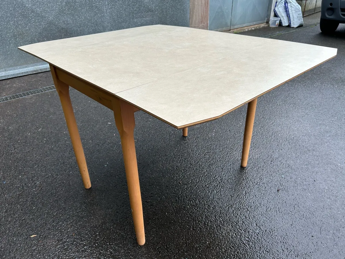 Traditional Drop-leaf Table - Image 2