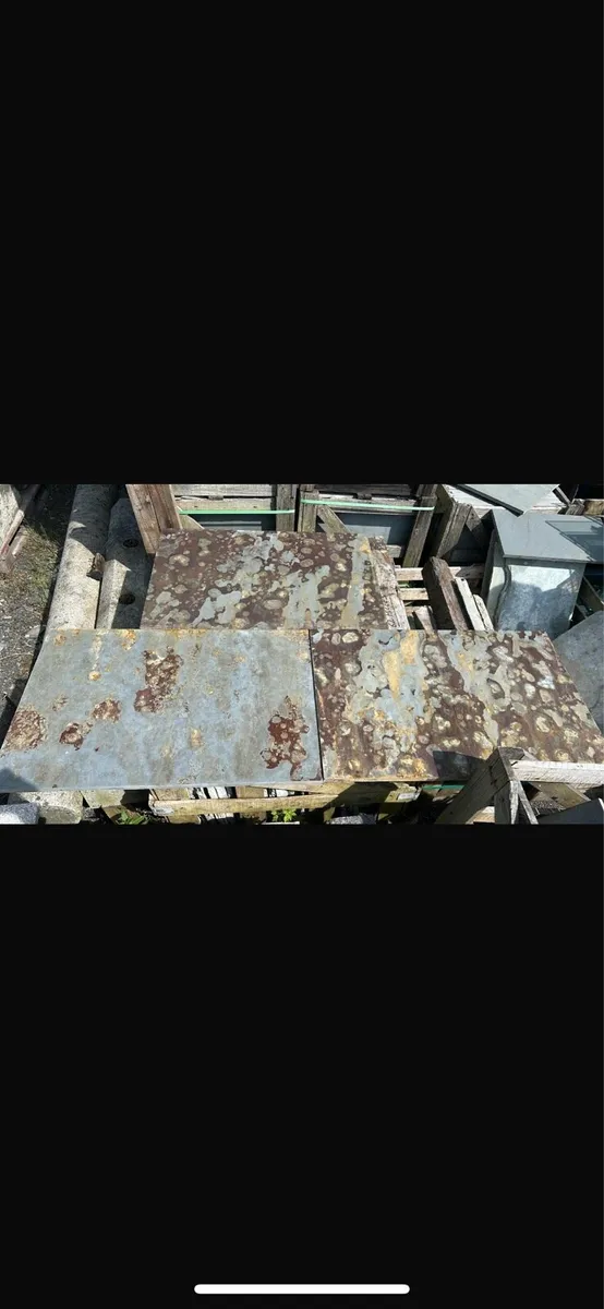 Rustic limestone paving - Image 2