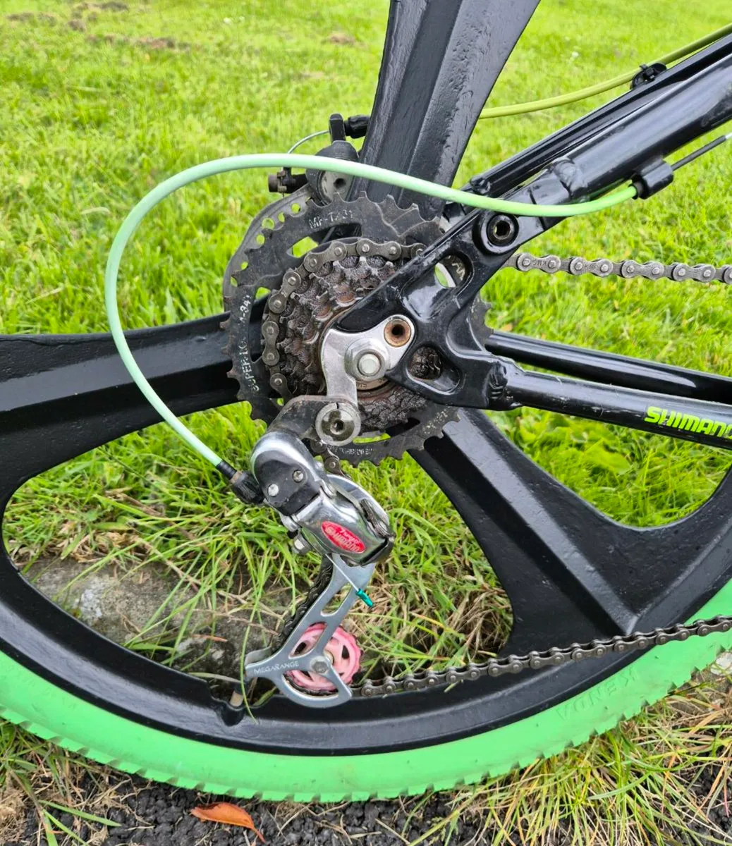 FULL SUSPENSION MOUNTAIN BIKE - Image 2