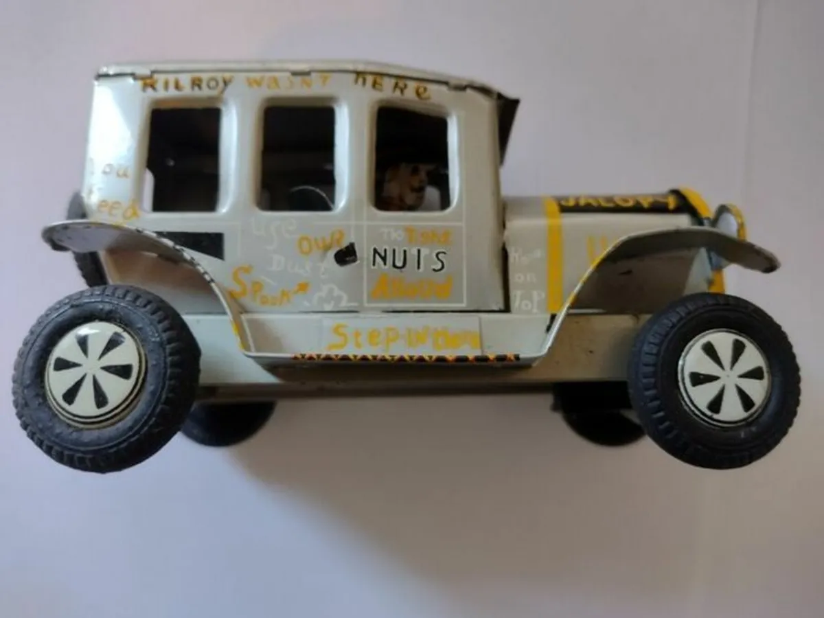 Line-Mar Tin Car: Friction Old Jalopy 1940s - 50s - Image 4