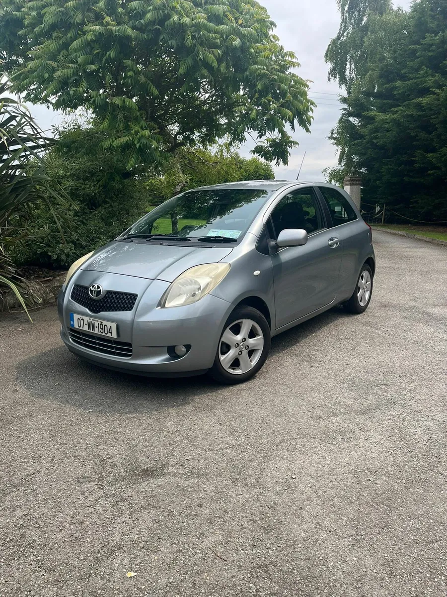 Toyota yaris - Image 1