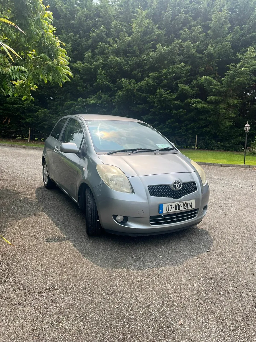 Toyota yaris - Image 4