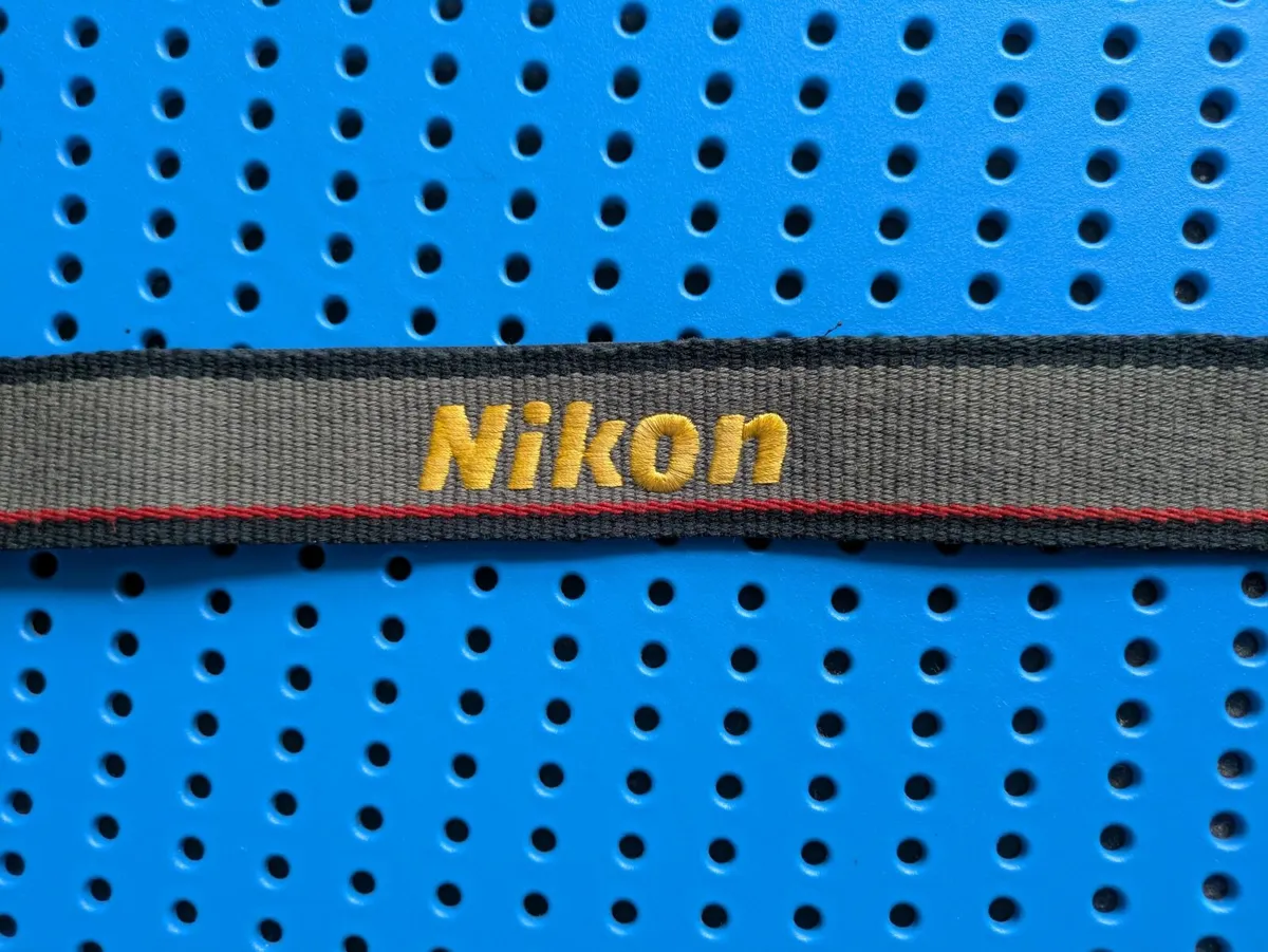 Nikon shoulder strap. -  free post 🚚 - Image 2