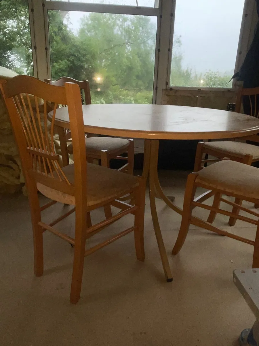 Mobile home furnishings - Image 1