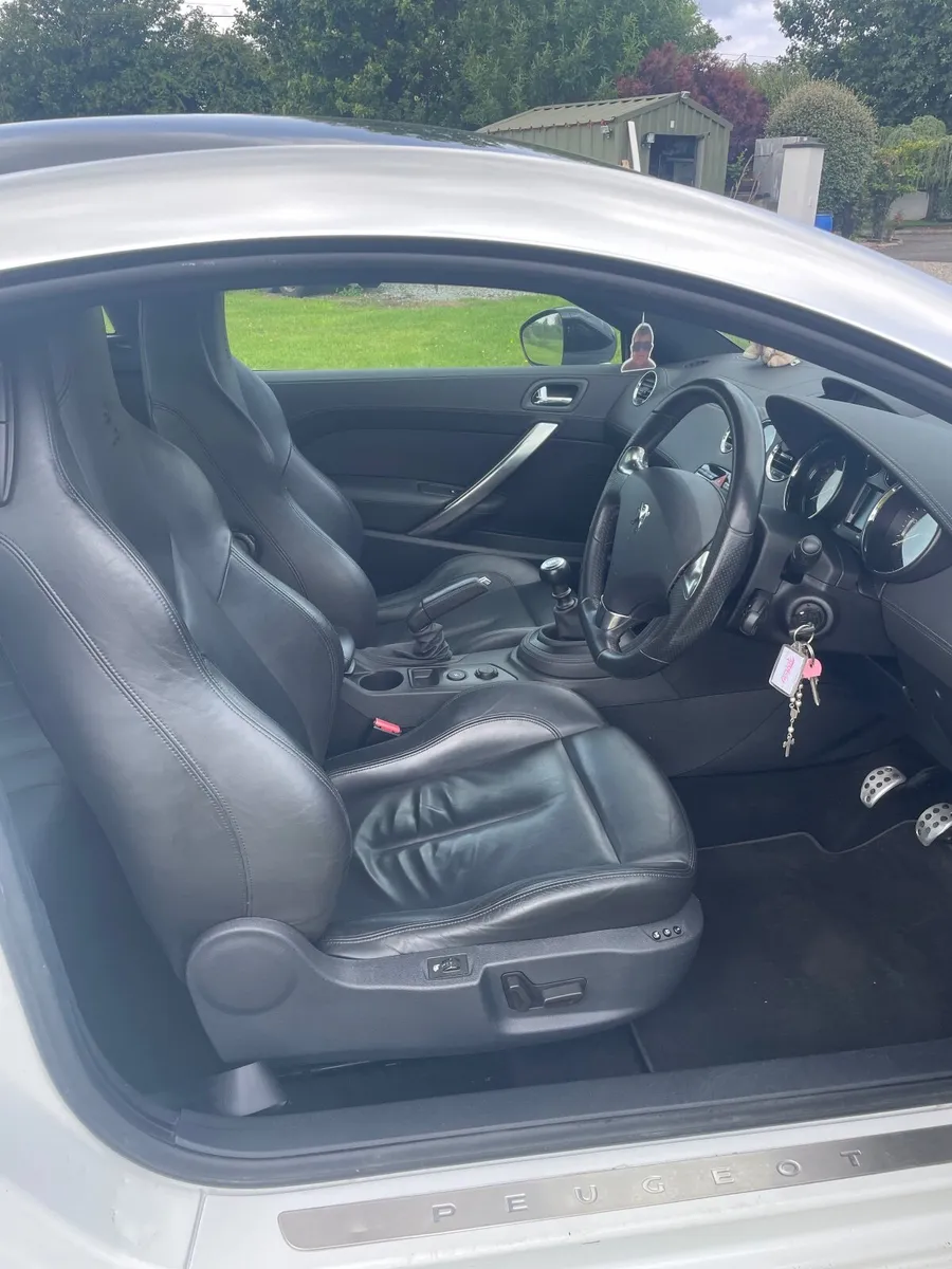 Peugeot RCZ 2011 - Image 4