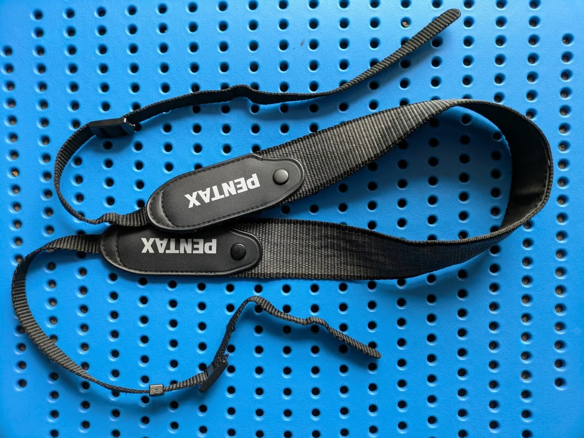 Pentax camera shoulder strap. - free post 🚚