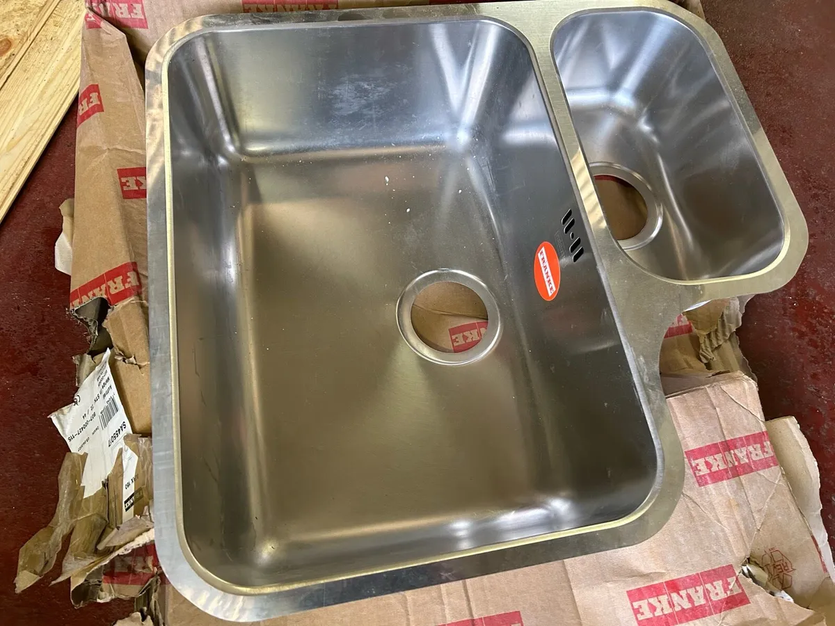 Franke under mounted sink - Image 1
