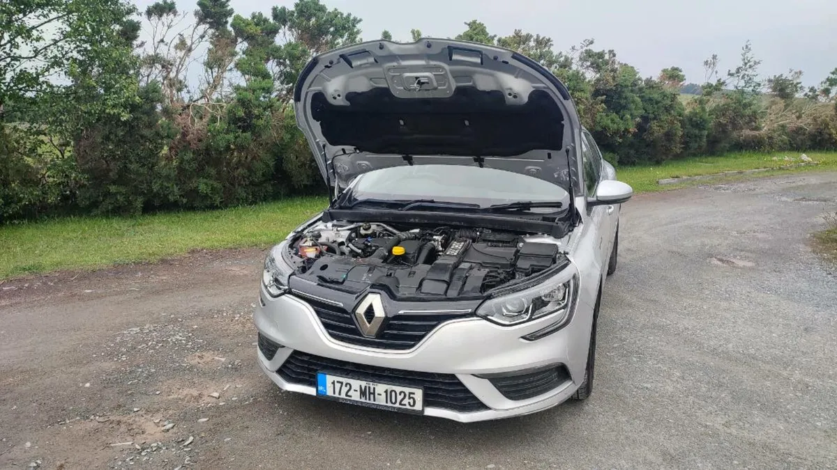 Renault Megane 44,000 km automatic - Image 1