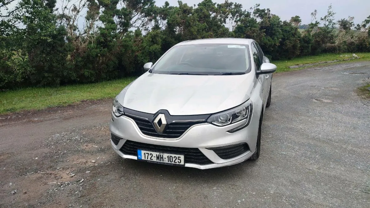 Renault Megane 44,000 km automatic - Image 2