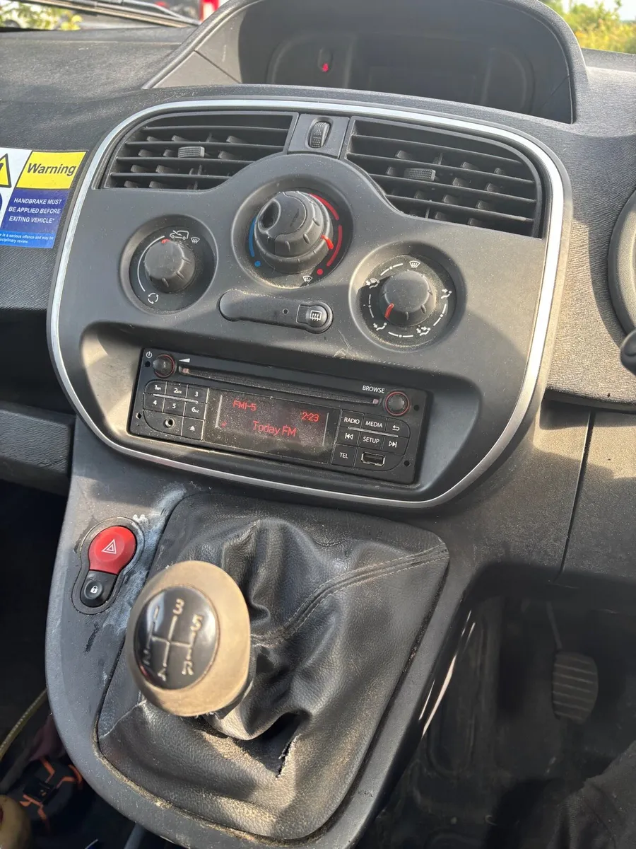 192 Renault Kangoo 1.5 dci Doe to June 26 - Image 3