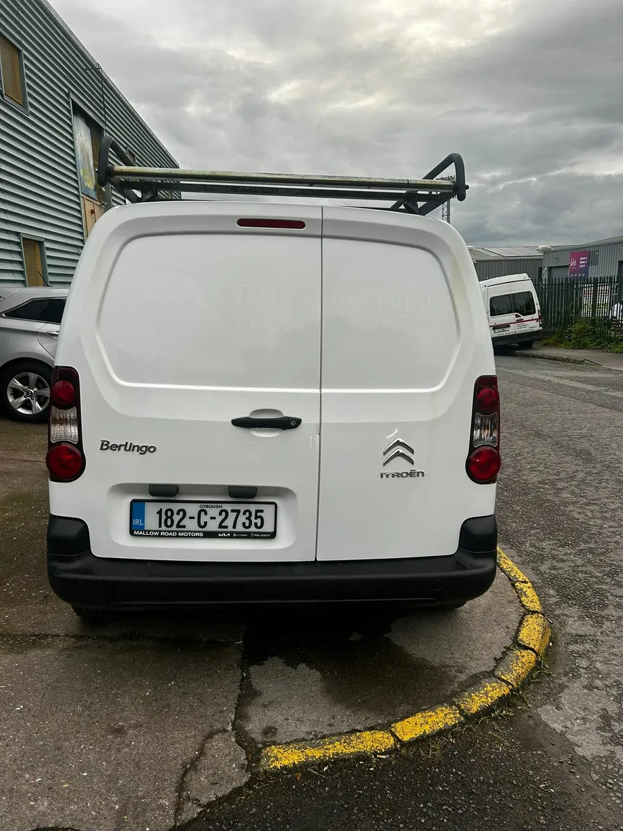 181 Citroën berlingo 3 seater Test 8-25 - Image 3