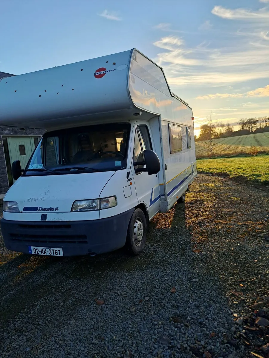 Camper - Image 1