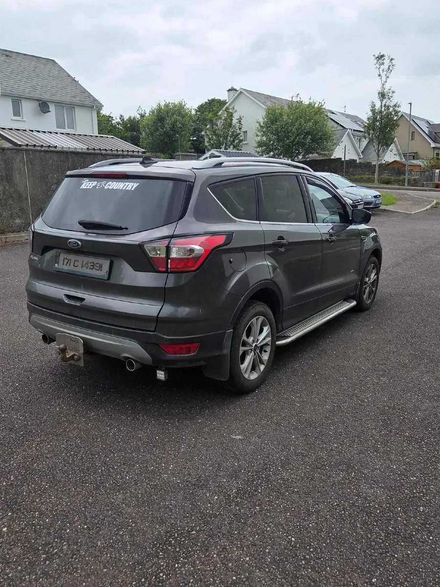 Ford Kuga 2017 - Image 4